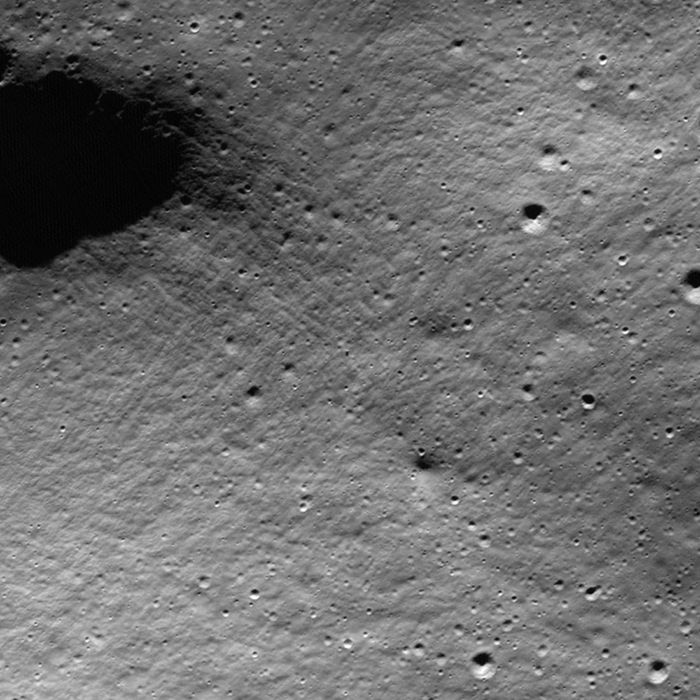 LRO views of the area surrounding the Odysseus site.